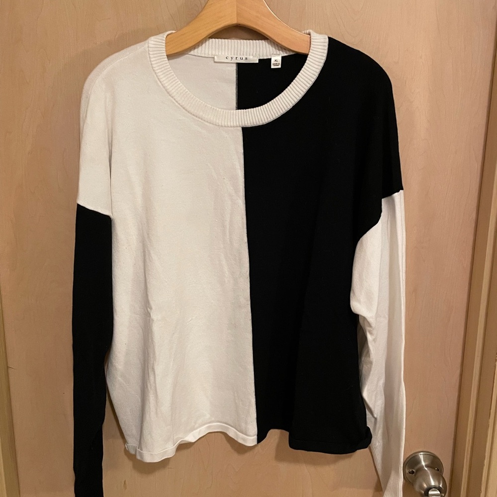 Cyrus Black and White Color Block Long Sleeve Top